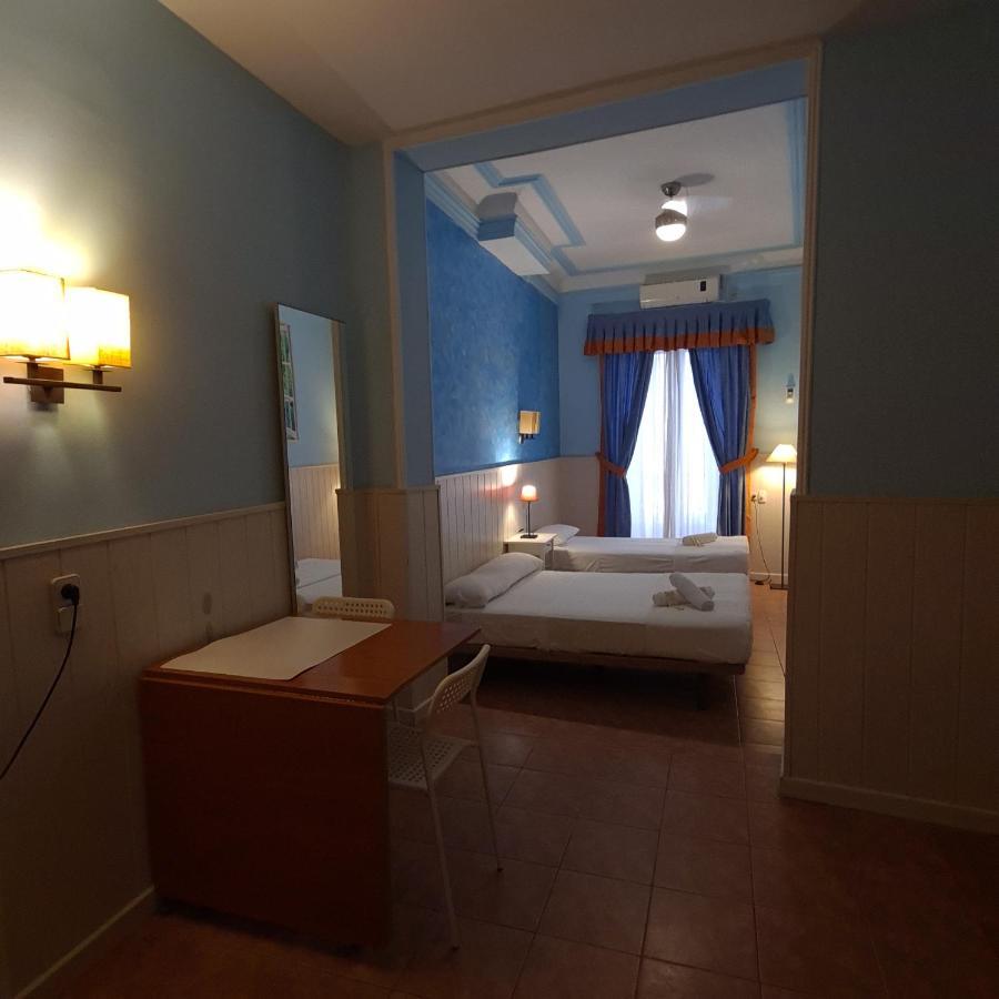 Hostal Oporto Мадрид Экстерьер фото