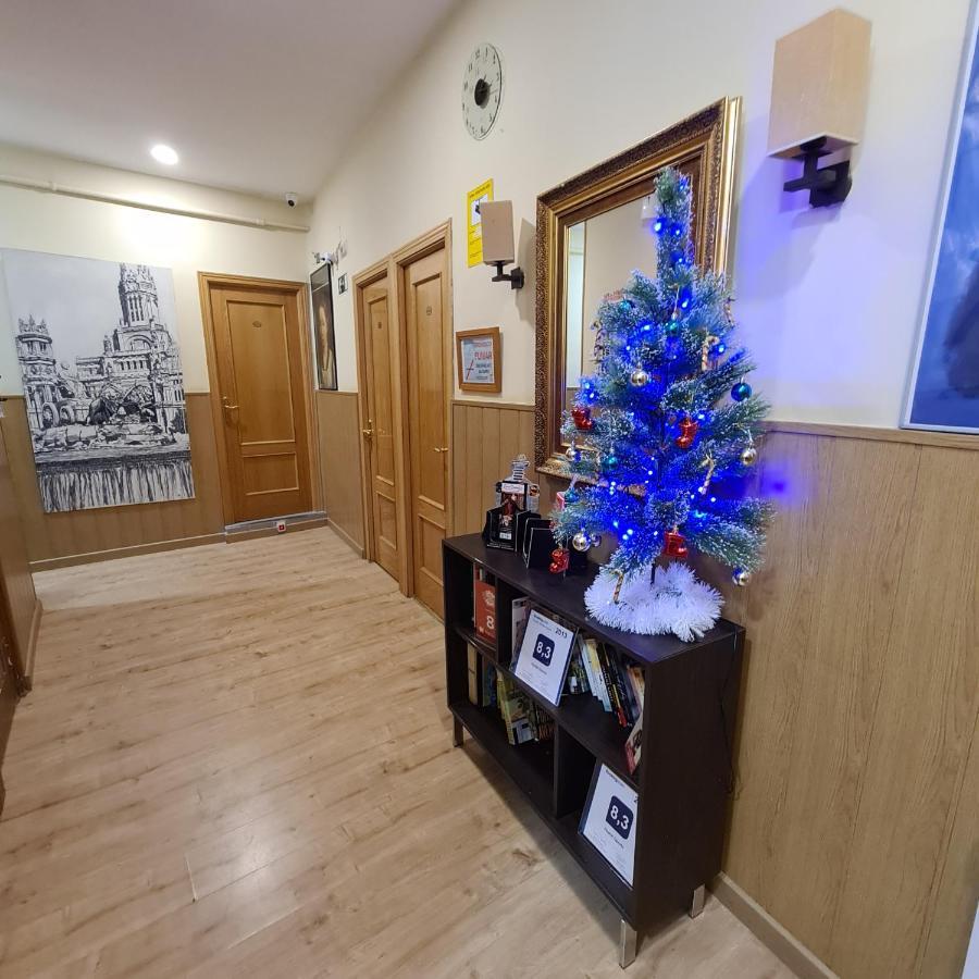Hostal Oporto Мадрид Экстерьер фото